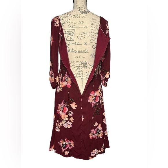 The Lulus Ardleigh Burgundy Floral Print Off-the-Shoulder Dress M 3/4 sleeve EUC - Picture 9 of 11